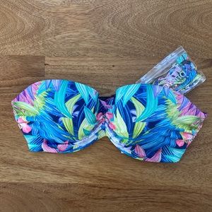 Strapless Swimwear